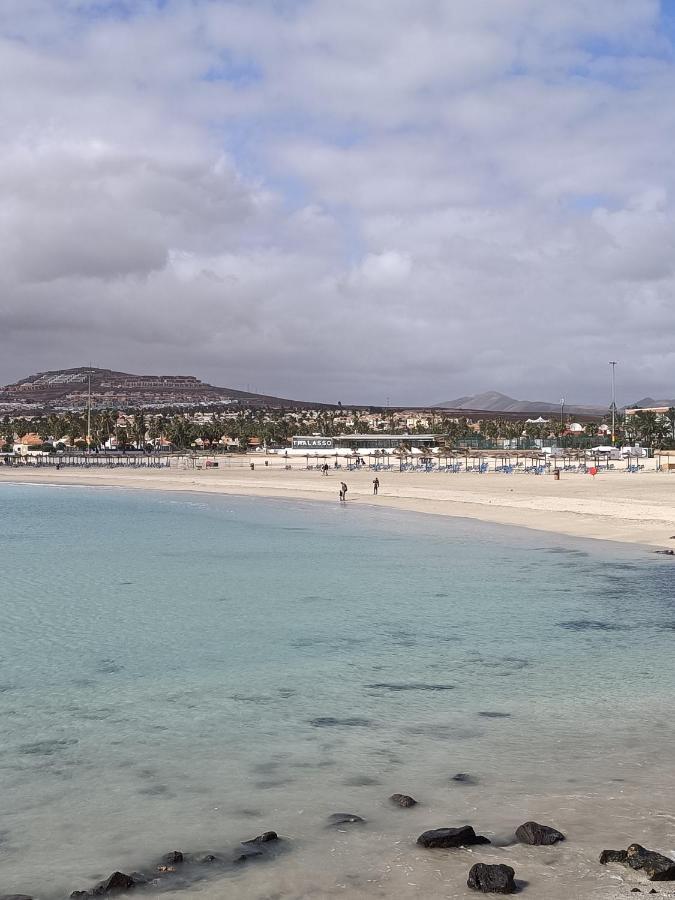 Apartmán Le Petit Costa De Antigua Exteriér fotografie